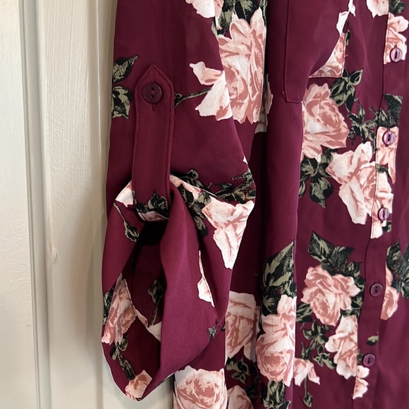 Fortune & Ivy Christelle Button Down Blouse - Picture 3 of 4